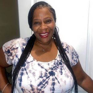 Meet your Posher, Shari